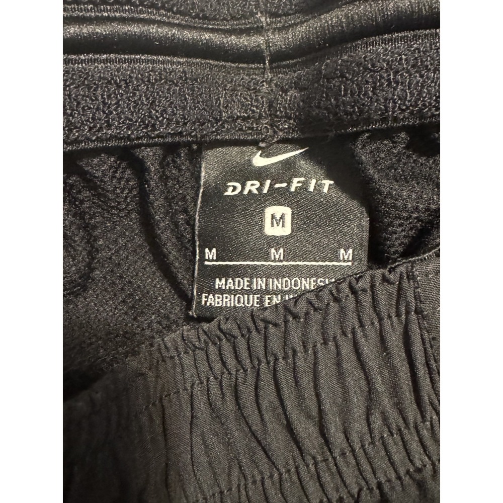 Nike Dri-FIT Mens Black Athletic Training Shorts Medium 10 Inseam Zip Pocket - Picture 6 of 6